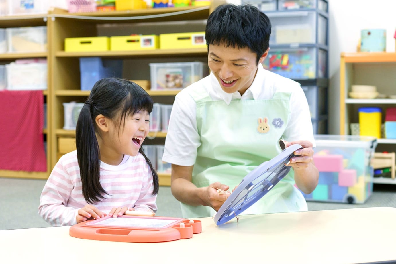 昼働いて、夜学ぶ 保育福祉科 夜間主コース ２年制