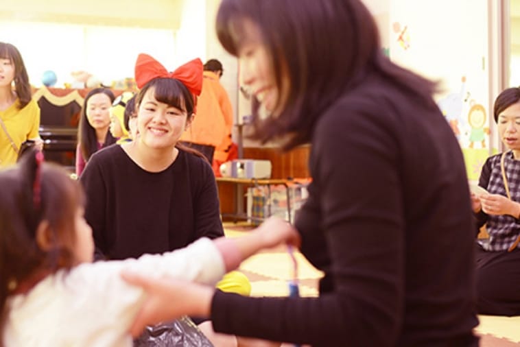 学童・児童館で働きながら通学する！