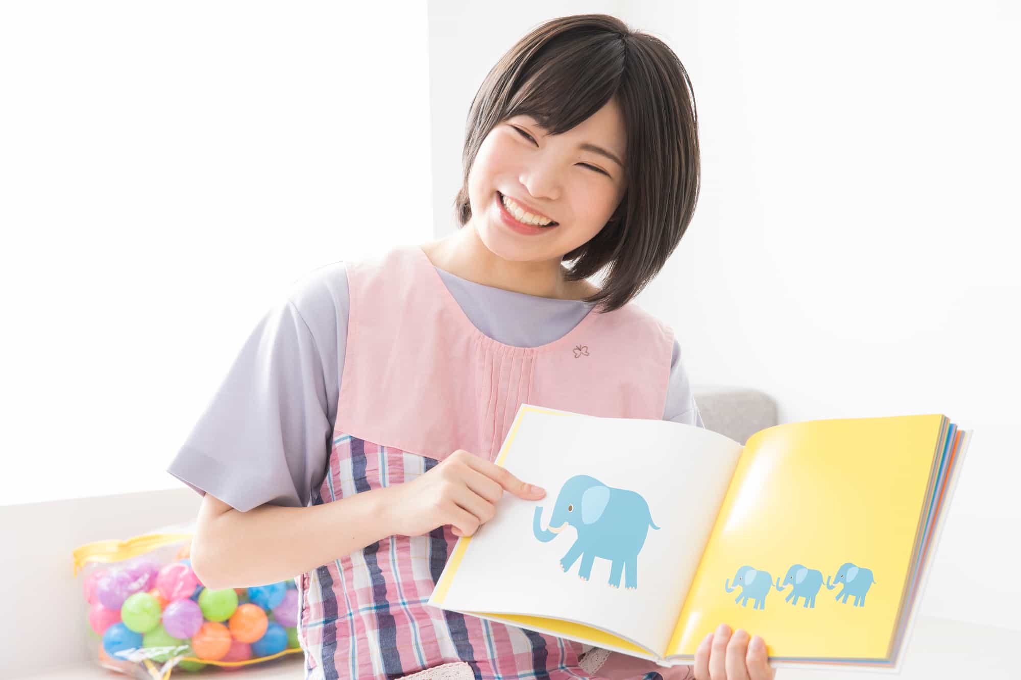 未経験でも保育士になれる？　保育士資格を取得する方法や道のり、注意点などについて解説